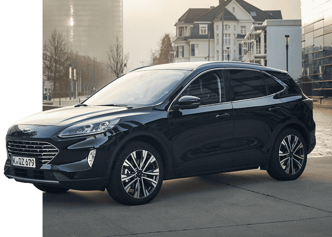 Ein Auto steht auf einem Platz