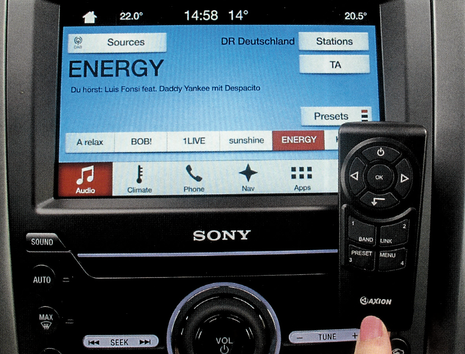 Bildschirm mit Digitalradio